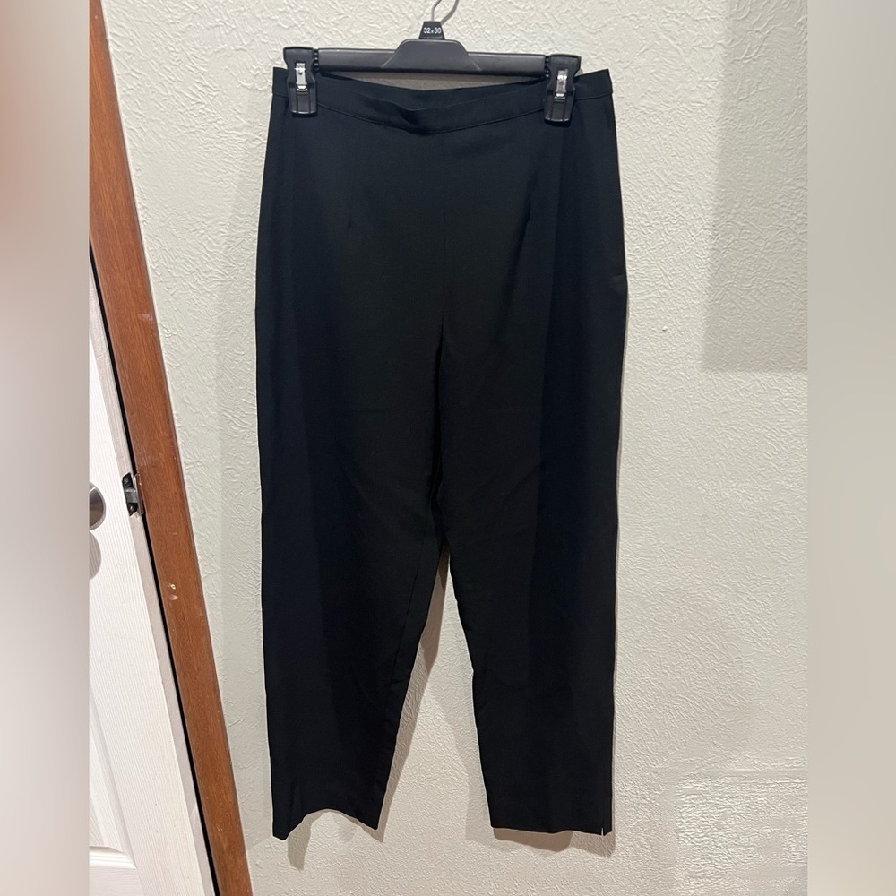 Ravel Classic Black Trousers High Waisted Chic Black Pants NWOT Size M - Picture 1 of 3